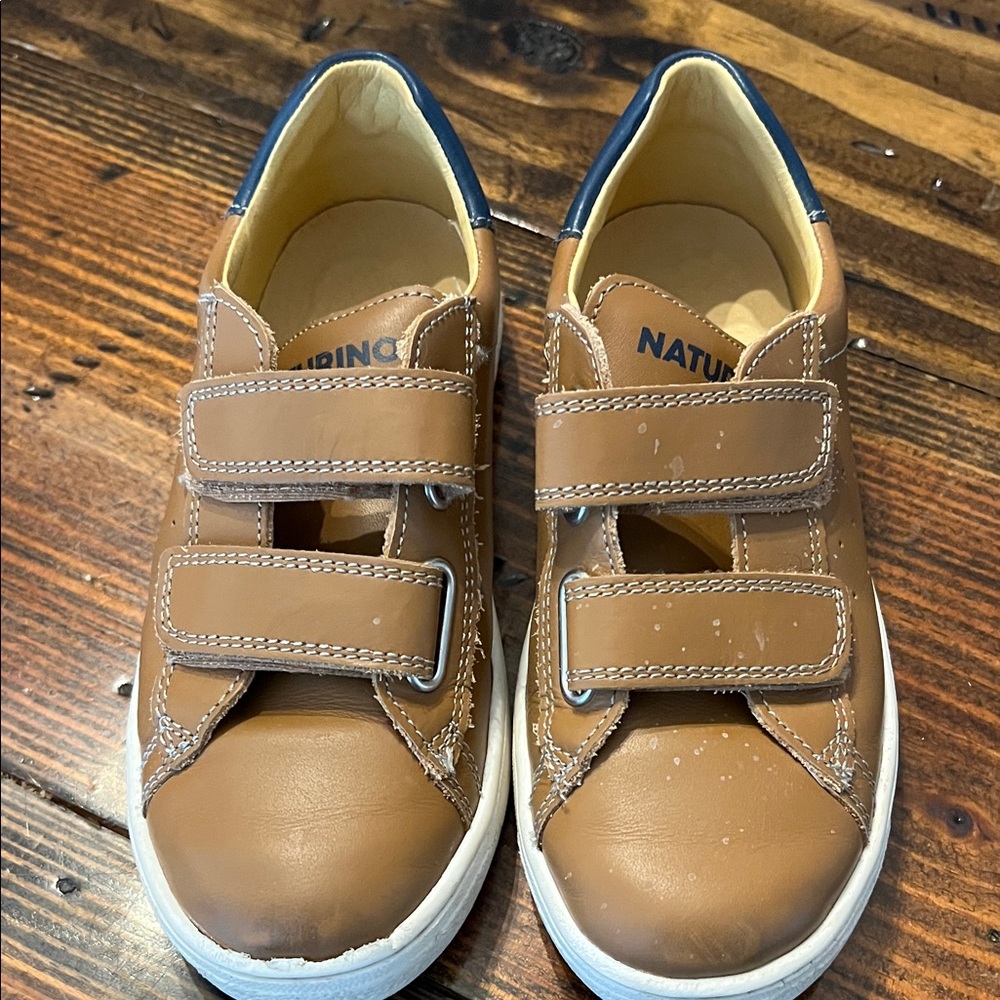 Naturino Tan Kids Sneakers with Velcro Straps